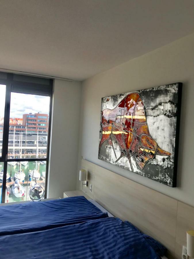 Scheveningen Diamond View Beach&harbour